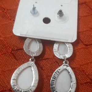 Beautiful White Earring