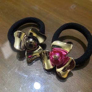 Metal Flower Attached Hair Tie