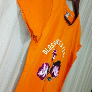 Orange T-shirt For Womens