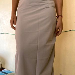 Slim Fitted Maxi Skirt Side Slit