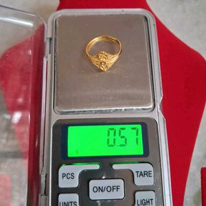 Beautiful New 22crt Gold Ladies ring