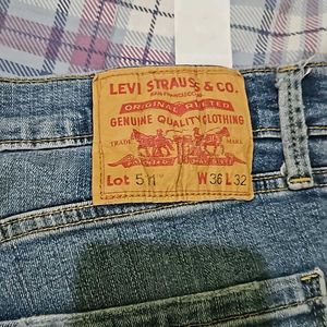 Levis Jeans