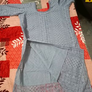 Beautiful Greay Chikankari Kurti