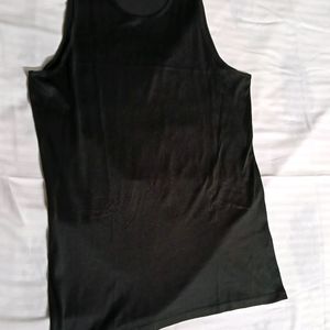 Uniqlo Airism Women Black Comfortable Tank Top