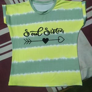 Cute Top💛💚