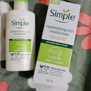 Simple Refreshing Face Moisturizer