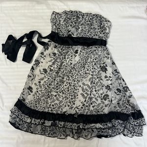 Floral Dress - Black & White