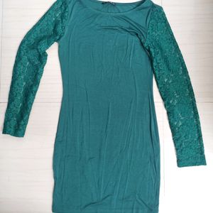 SHEIN Green Mini Dress With Lace Sleeves