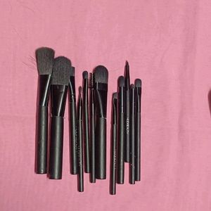 Brush Set