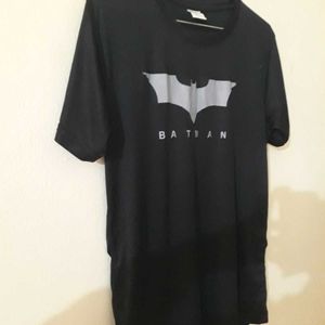 "Batman Black Logo T-Shirt"