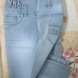 Brand Denim Jeans Like New , Wear 2 Or 3 Times Onl