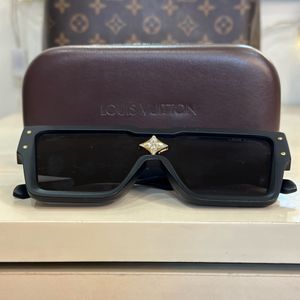 Authentic Louis Vuitton Cyclone Sunglasses