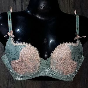 Lacy Padded Pushup Bra