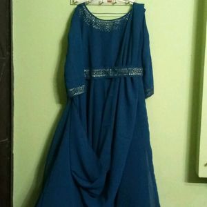 Price 450 New/Unused Beautiful 4 Meter Layer Gown