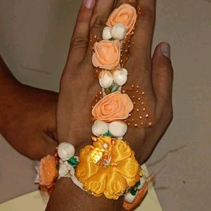 Floral Bracelet With Ring (Pocho)