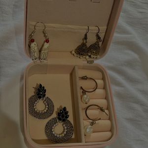 Earrings Set