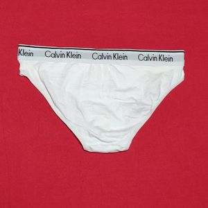 Women Man Brief Size 30/32