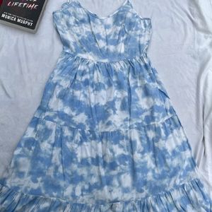 Tie dye blue and white dress🤍💙