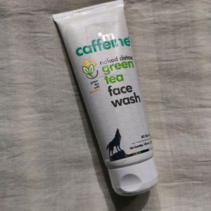 mCaffeine De Tan Green Tea Vitamin C Face wash