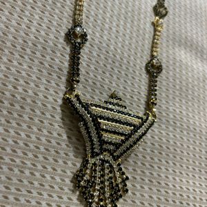 Beautiful Embellished Mangalsutra