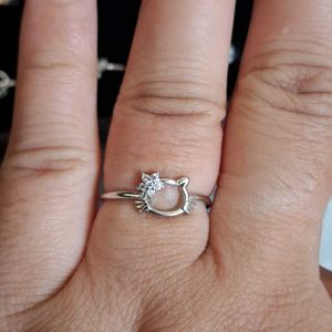 Beautiful New Silver Ring