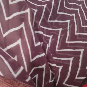 Zigzag Pattern Saree