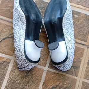 White Heeled Shoes