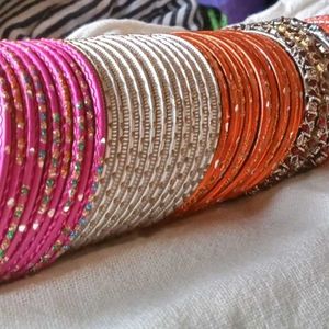 BANGLES 😘