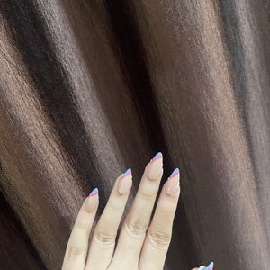 Beautiful Artificial Nails Extension