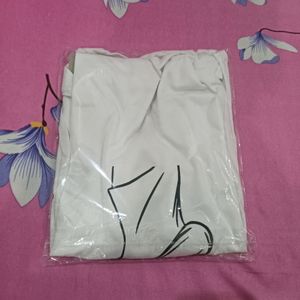 Boys T-shirt Size : Small Colour : White