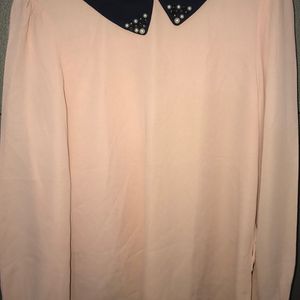 Embroidered Peterpan Collar Top