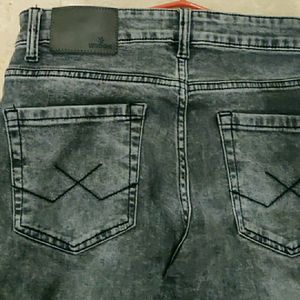 Wrogn Grey Straight Fit Jeans For Men