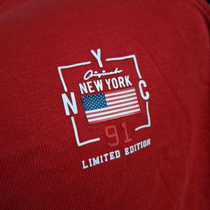 Red New York [M] Sized T-shirt