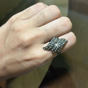 CLASSY ELEGANT BLACK STONED HAND RING 💍FOR WOMEN