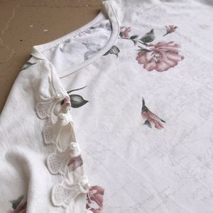 White floral Korean Top