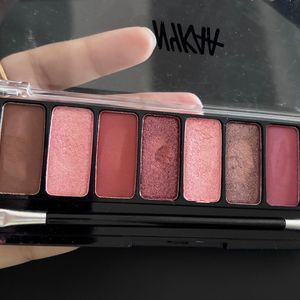 Nykaa Eyes On Me! 10-in-1 Eyeshadow Palette - Dayd