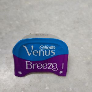 New Gillette Venus Breeze Refill 1 Piece