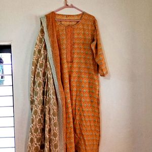 3 Pies Kurtha Set