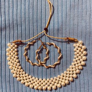 Pearl Necklace With Earrings