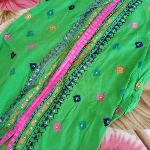 Women's Embroidery Kurta