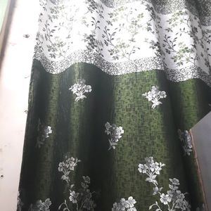 9ft ,,,curtains 6,,and7 , 5 Ft Curtain.  1...avail