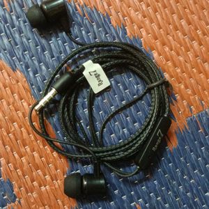 Range Earphone