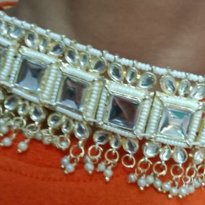 Necklace Set With Mangtika