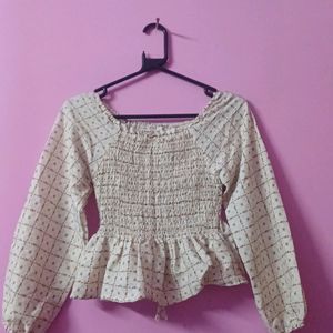 Ballon Sleeves Top