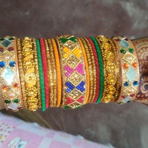 Beautiful Bride Set Multicolour Kanch Ke Bengals