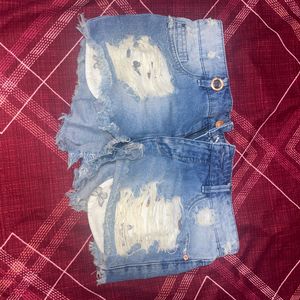 ONLY Torn Hot Shorts