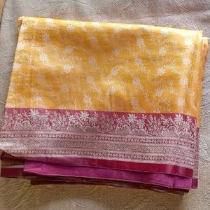 Yellow Saree With Pink Border