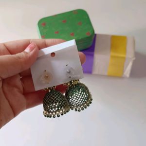 Traditional Earrings+ Cute Empty Box