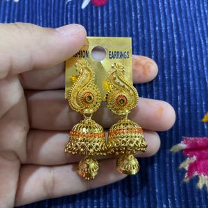 Golden Jhumki