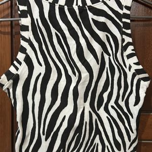 PINTEREST INSPIRED ZARA ZEBRA TANK TOP